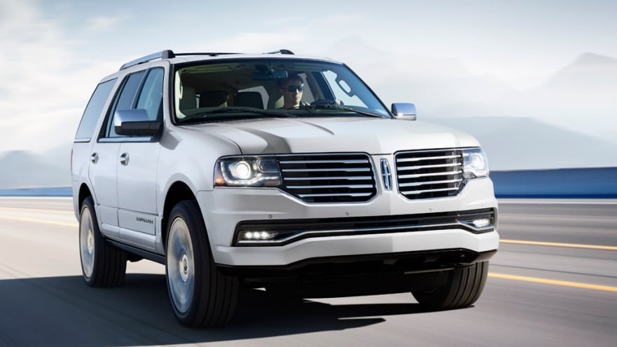 Lincoln Motor Company Introduces New Level of Power and Beauty on Luxurious Navigator