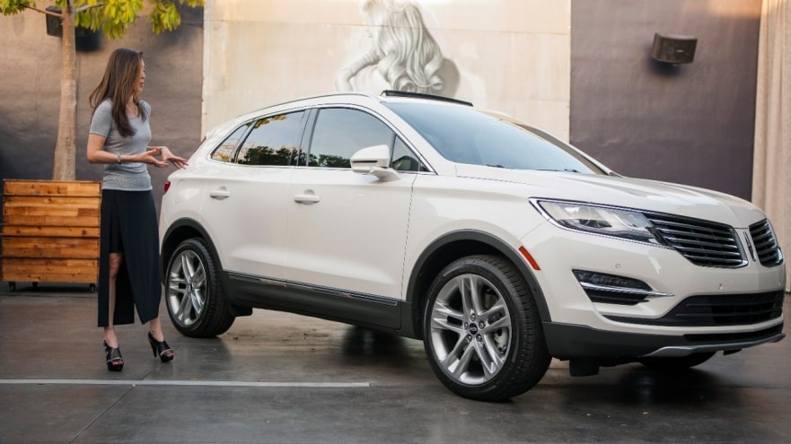 https://media.lincoln.com/content/lincolnmedia/lna/us/en/news/2014/04/30/all-new-lincoln-mkc-small-premium-utility-engages-senses-at-cafe/jcr:content/image.img.881.495.jpg/1500248692621.jpg