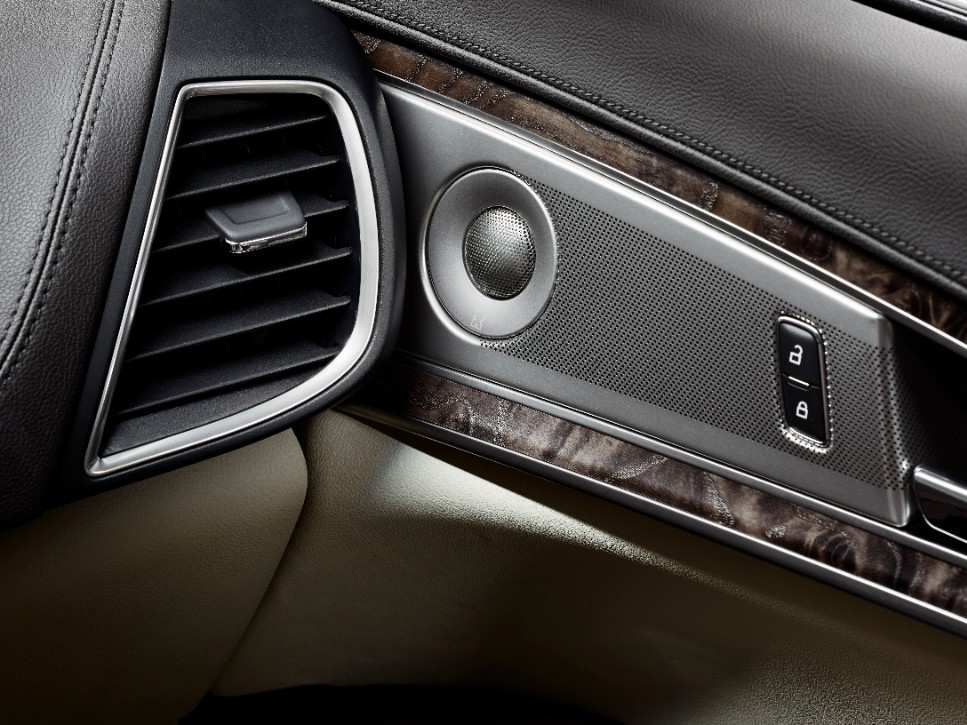 First to Offer Revel Audio, AllNew Lincoln MKX Elevates, Personalizes